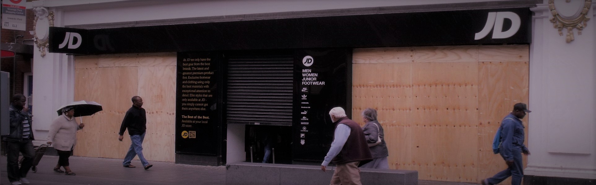 Slider, Glaziers in Waterloo, SE1